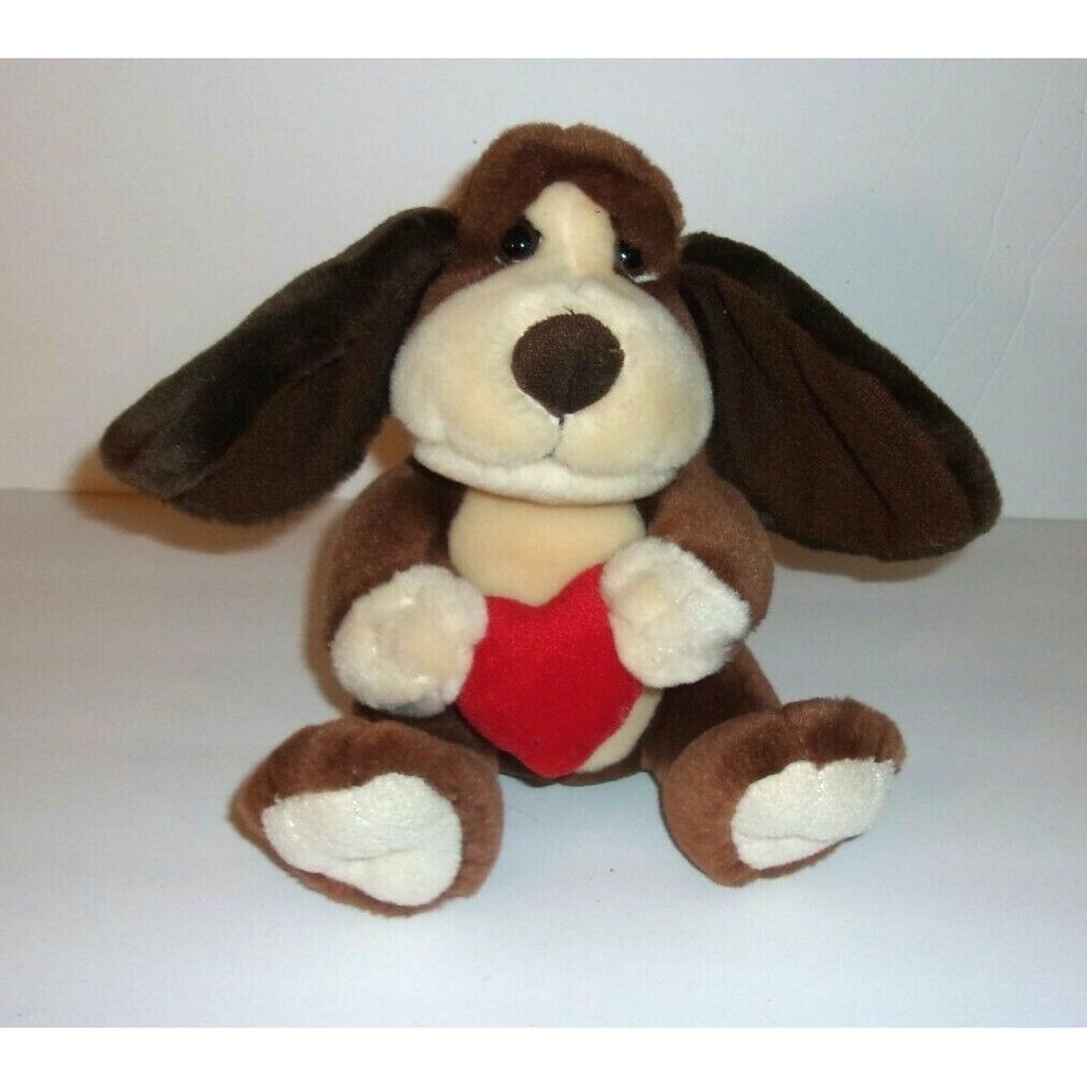 Russ Berrie Baxter Brown Beige Red Heart Basset Hound Puppy Dog Plush 9"